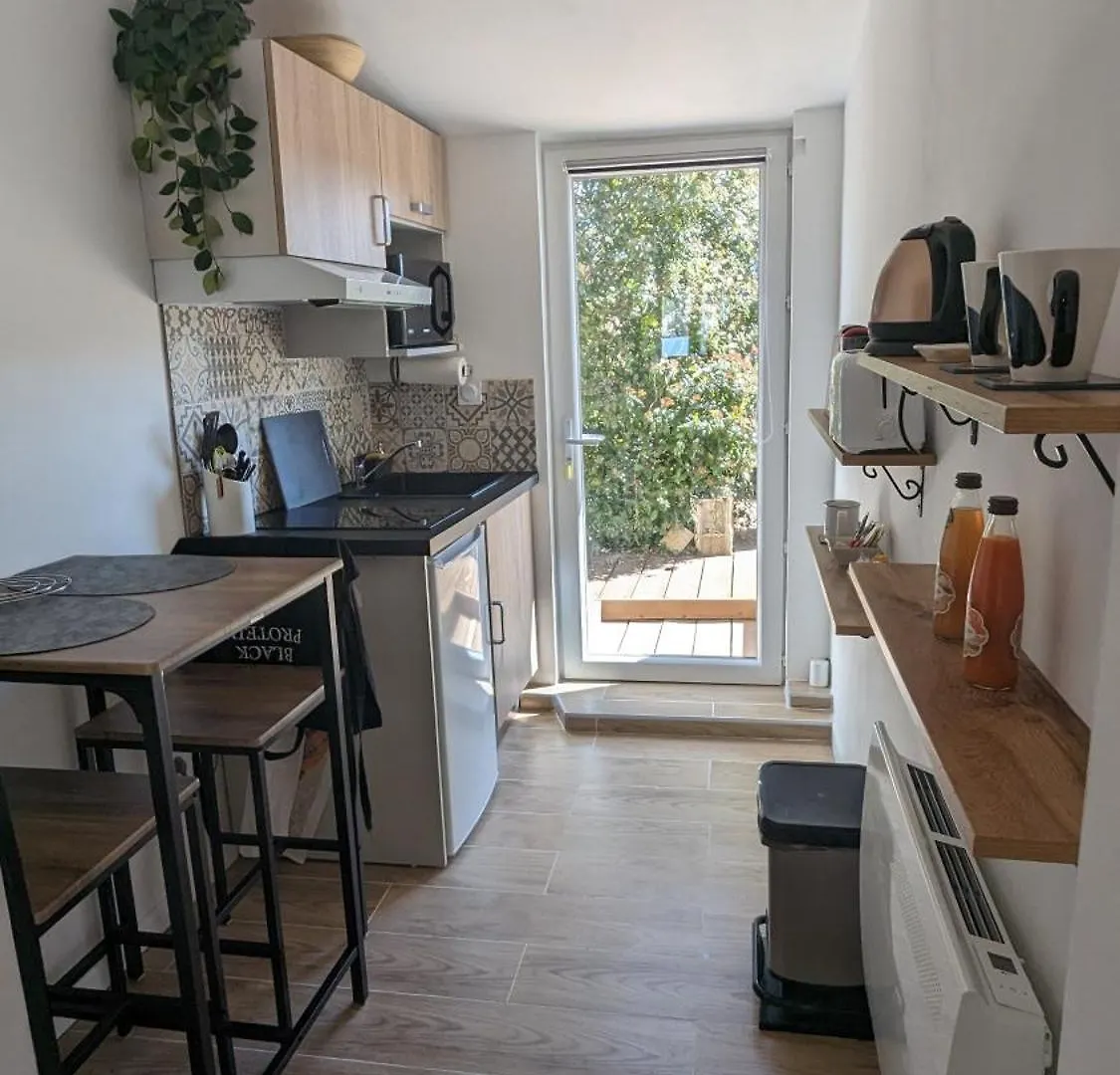 Apartment Studio Cosy Neuf Calme -Parking Terrasse Privee Piscine 5Mn Gare Tgv Aix Et Za Aix La Duranne 15 Mn Aeroport Marseille Cabries