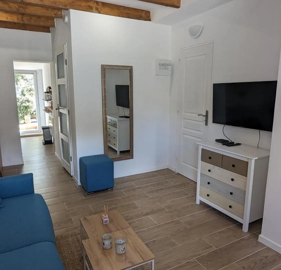 Studio Cosy Neuf Calme -Parking Terrasse Privee Piscine 5Mn Gare Tgv Aix Et Za Aix La Duranne 15 Mn Aeroport Marseille Cabries France